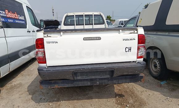 Acheter Occasion Voiture Toyota Hilux Blanc à Ouagadougou, Burkina-Faso Acheter Occasion Voiture Toyota Hilux Blanc à Ouagadougou, Burkina-Faso