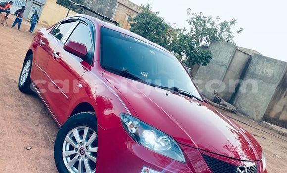 Acheter Occasion Voiture Mazda 3 Rouge à Ouagadougou, Burkina-Faso Acheter Occasion Voiture Mazda 3 Rouge à Ouagadougou, Burkina-Faso