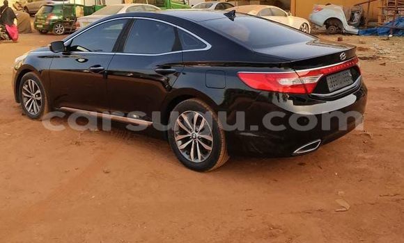 Acheter Occasion Voiture Hyundai Grandeur Noir à Ouagadougou, Burkina-Faso Acheter Occasion Voiture Hyundai Grandeur Noir à Ouagadougou, Burkina-Faso