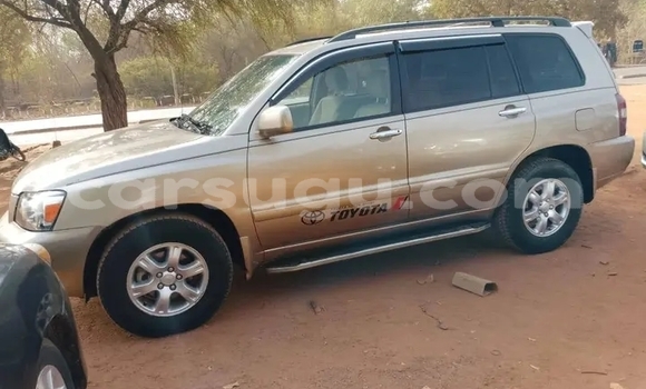 Acheter Occasion Voiture Toyota Highlander Autre à Ouagadougou, Burkina-Faso Acheter Occasion Voiture Toyota Highlander Autre à Ouagadougou, Burkina-Faso