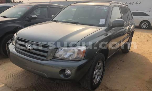 Acheter Occasion Voiture Toyota Highlander Vert à Ouagadougou, Burkina-Faso Acheter Occasion Voiture Toyota Highlander Vert à Ouagadougou, Burkina-Faso