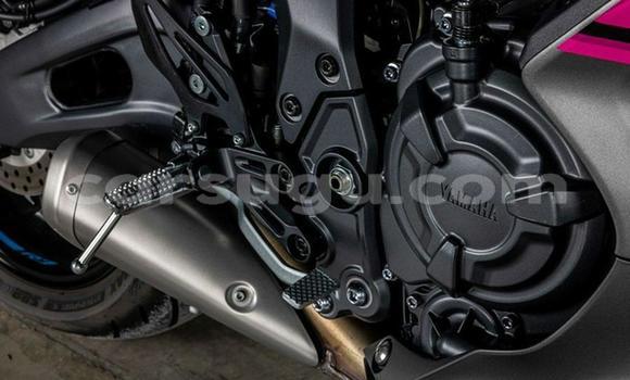 Buy Used Yamaha YZF Black Bike in Ouagadougou in Burkina Faso Buy Used Yamaha YZF Black Bike in Ouagadougou in Burkina Faso