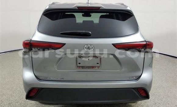 Acheter Occasion Voiture Toyota Highlander Gris à Ouagadougou, Burkina-Faso Acheter Occasion Voiture Toyota Highlander Gris à Ouagadougou, Burkina-Faso