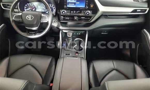 Acheter Occasion Voiture Toyota Highlander Gris à Ouagadougou, Burkina-Faso Acheter Occasion Voiture Toyota Highlander Gris à Ouagadougou, Burkina-Faso