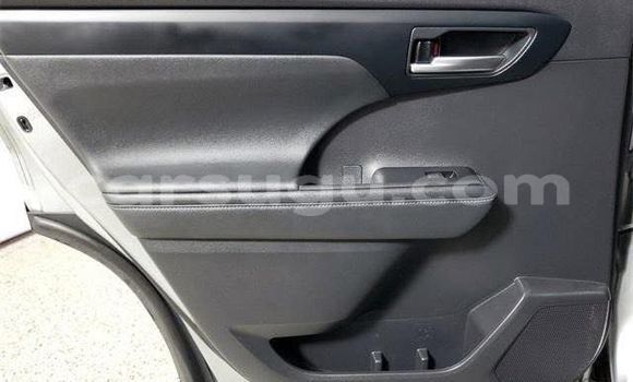 Acheter Occasion Voiture Toyota Highlander Gris à Ouagadougou, Burkina-Faso Acheter Occasion Voiture Toyota Highlander Gris à Ouagadougou, Burkina-Faso