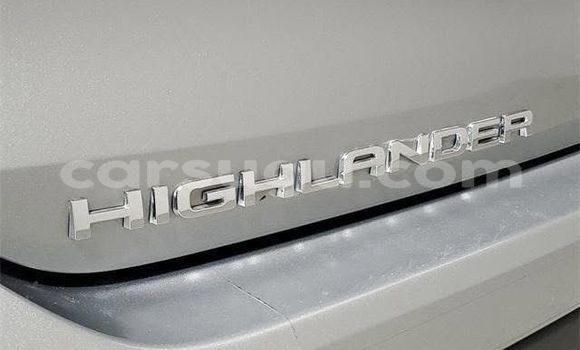 Acheter Occasion Voiture Toyota Highlander Gris à Ouagadougou, Burkina-Faso Acheter Occasion Voiture Toyota Highlander Gris à Ouagadougou, Burkina-Faso