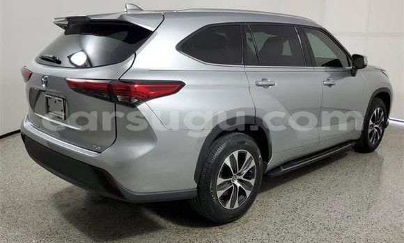 Acheter Occasion Voiture Toyota Highlander Gris à Ouagadougou, Burkina-Faso Acheter Occasion Voiture Toyota Highlander Gris à Ouagadougou, Burkina-Faso