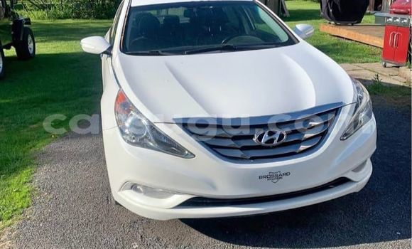 Acheter Occasion Voiture Hyundai Sonata Blanc à Ouagadougou, Burkina-Faso