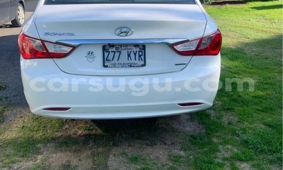 Acheter Occasion Voiture Hyundai Sonata Blanc à Ouagadougou, Burkina-Faso Acheter Occasion Voiture Hyundai Sonata Blanc à Ouagadougou, Burkina-Faso