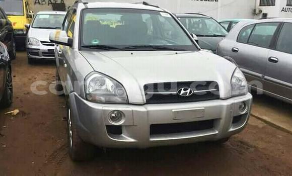 Acheter Occasion Voiture Hyundai Tucson Gris à Ouagadougou, Burkina-Faso Acheter Occasion Voiture Hyundai Tucson Gris à Ouagadougou, Burkina-Faso