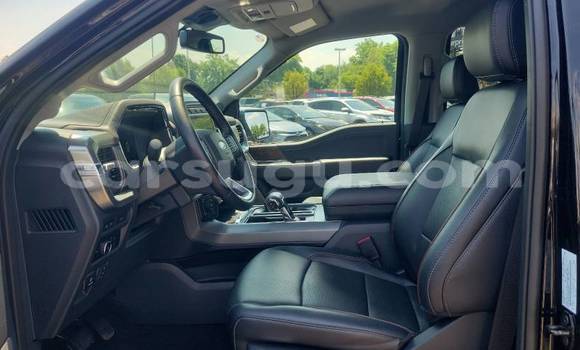 Sayi Na hannu Ford F–150 Black Mota in Ouagadougou a Burkina Faso Sayi Na hannu Ford F–150 Black Mota in Ouagadougou a Burkina Faso
