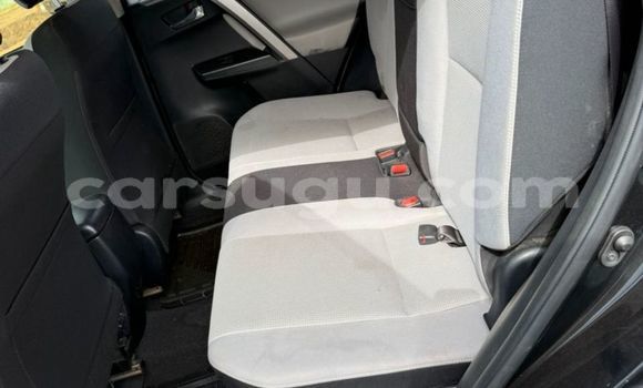 Acheter Occasion Voiture Toyota RAV4 Noir à Ouagadougou, Burkina-Faso Acheter Occasion Voiture Toyota RAV4 Noir à Ouagadougou, Burkina-Faso