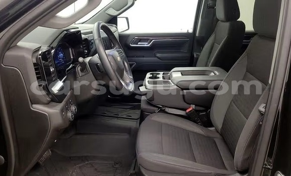 Sayi Na hannu Chevrolet Silverado Black Mota in Ouagadougou a Burkina Faso Sayi Na hannu Chevrolet Silverado Black Mota in Ouagadougou a Burkina Faso