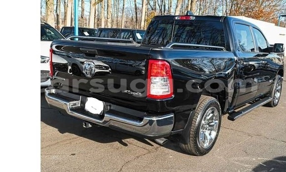 Sayi Na hannu Dodge RAM Black Mota in Ouagadougou a Burkina Faso Sayi Na hannu Dodge RAM Black Mota in Ouagadougou a Burkina Faso