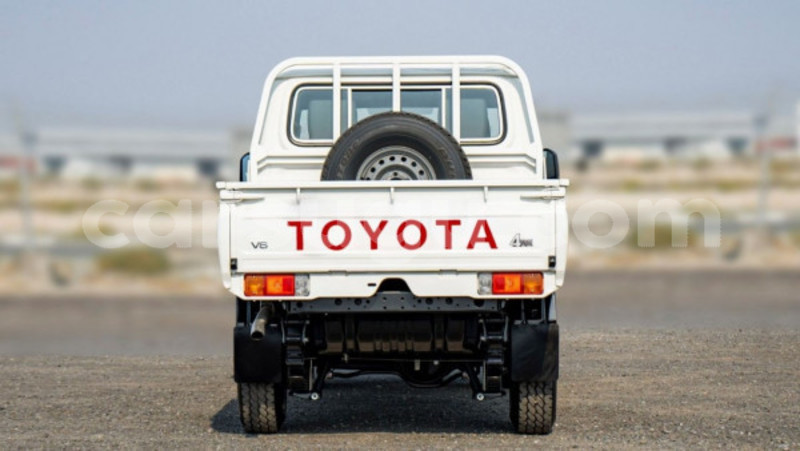 Big with watermark toyota land cruiser burkina faso ouagadougou 11669