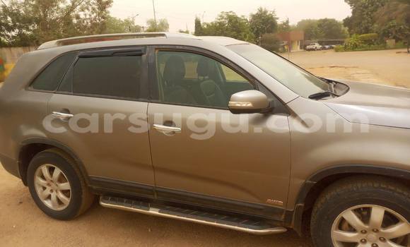 Sayi Na hannu Kia Sorento Azurfa Mota in Ouagadougou a Burkina Faso Sayi Na hannu Kia Sorento Azurfa Mota in Ouagadougou a Burkina Faso