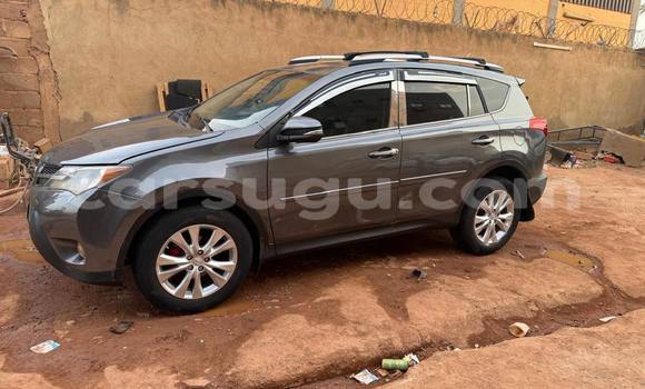 Sayi Na hannu Toyota RAV4 Azurfa Mota in Ouagadougou a Burkina Faso Sayi Na hannu Toyota RAV4 Azurfa Mota in Ouagadougou a Burkina Faso