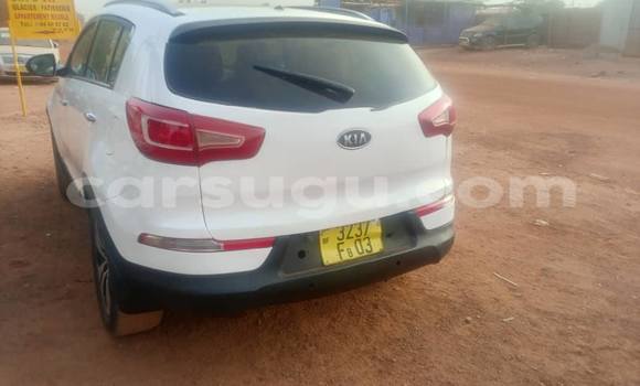 Sayi Na hannu Kia Sportage White Mota in Ouagadougou a Burkina Faso Sayi Na hannu Kia Sportage White Mota in Ouagadougou a Burkina Faso