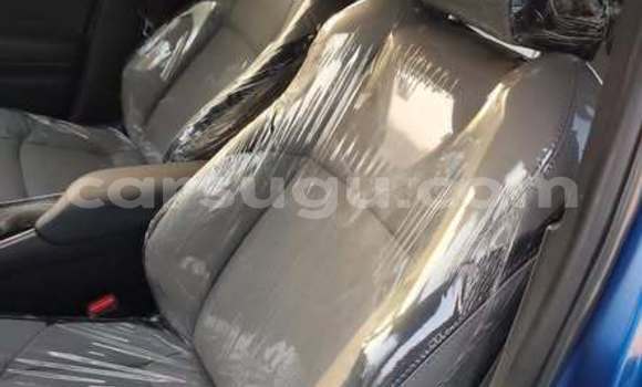 Sayi Na hannu Toyota C-HR Blue Mota in Ouagadougou a Burkina Faso Sayi Na hannu Toyota C-HR Blue Mota in Ouagadougou a Burkina Faso