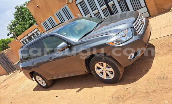 Acheter Occasion Voiture Toyota Highlander Gris à Ouagadougou, Burkina-Faso