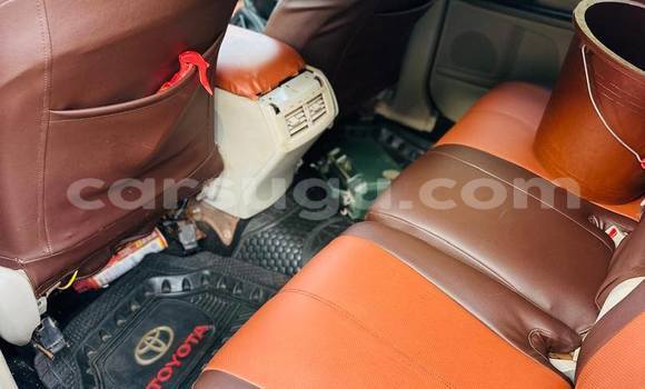 Sayi Na hannu Toyota Venza Azurfa Mota in Ouagadougou a Burkina Faso Sayi Na hannu Toyota Venza Azurfa Mota in Ouagadougou a Burkina Faso