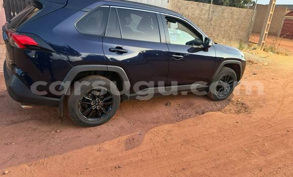 Sayi Na hannu Toyota RAV4 Black Mota in Ouagadougou a Burkina Faso Sayi Na hannu Toyota RAV4 Black Mota in Ouagadougou a Burkina Faso