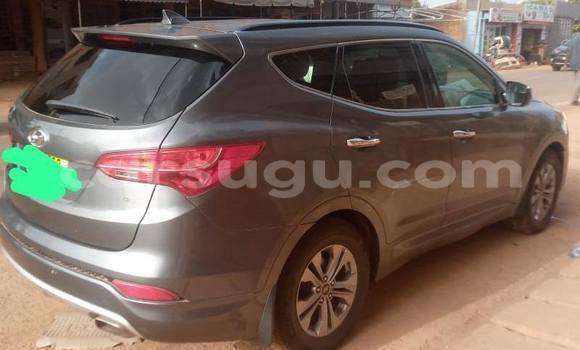 Sayi Na hannu Hyundai Santa Fe Azurfa Mota in Ouagadougou a Burkina Faso Sayi Na hannu Hyundai Santa Fe Azurfa Mota in Ouagadougou a Burkina Faso