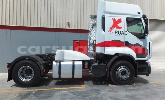 Sayi Na hannu Renault TRM 10000 Red Babbar mota in Diebougou a Bougouriba Sayi Na hannu Renault TRM 10000 Red Babbar mota in Diebougou a Bougouriba