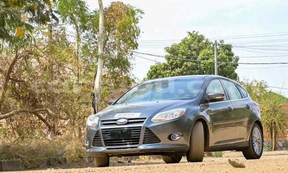 Acheter Occasion Voiture Ford Focus Gris à Ouagadougou, Burkina-Faso Acheter Occasion Voiture Ford Focus Gris à Ouagadougou, Burkina-Faso