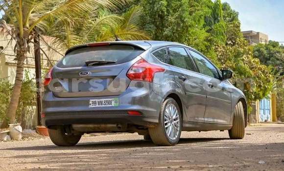 Acheter Occasion Voiture Ford Focus Gris à Ouagadougou, Burkina-Faso Acheter Occasion Voiture Ford Focus Gris à Ouagadougou, Burkina-Faso