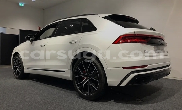 Acheter Occasion Voiture Audi Q8 Blanc à Ouagadougou, Burkina-Faso Acheter Occasion Voiture Audi Q8 Blanc à Ouagadougou, Burkina-Faso