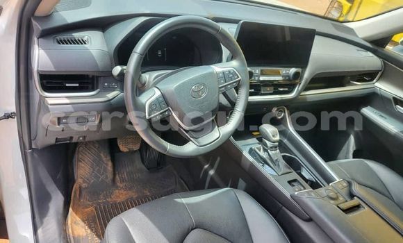 Acheter Occasion Voiture Toyota Highlander Blanc à Ouagadougou, Burkina-Faso Acheter Occasion Voiture Toyota Highlander Blanc à Ouagadougou, Burkina-Faso