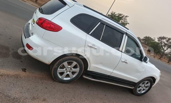Acheter Occasion Voiture Hyundai Santa Fe Blanc à Ouagadougou, Burkina-Faso Acheter Occasion Voiture Hyundai Santa Fe Blanc à Ouagadougou, Burkina-Faso