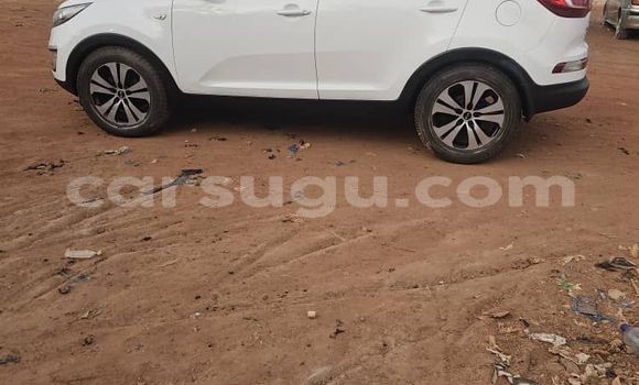 Acheter Occasion Voiture Kia Sportage Blanc à Ouagadougou, Burkina-Faso Acheter Occasion Voiture Kia Sportage Blanc à Ouagadougou, Burkina-Faso