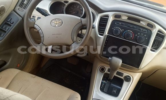 Acheter Occasion Voiture Toyota Highlander Gris à Ouagadougou, Burkina-Faso Acheter Occasion Voiture Toyota Highlander Gris à Ouagadougou, Burkina-Faso