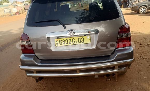 Acheter Occasion Voiture Toyota Highlander Gris à Ouagadougou, Burkina-Faso Acheter Occasion Voiture Toyota Highlander Gris à Ouagadougou, Burkina-Faso
