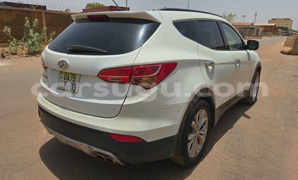 Acheter Occasion Voiture Hyundai Santa Fe Blanc à Ouagadougou, Burkina-Faso Acheter Occasion Voiture Hyundai Santa Fe Blanc à Ouagadougou, Burkina-Faso