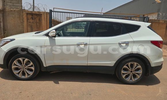 Acheter Occasion Voiture Hyundai Santa Fe Blanc à Ouagadougou, Burkina-Faso Acheter Occasion Voiture Hyundai Santa Fe Blanc à Ouagadougou, Burkina-Faso
