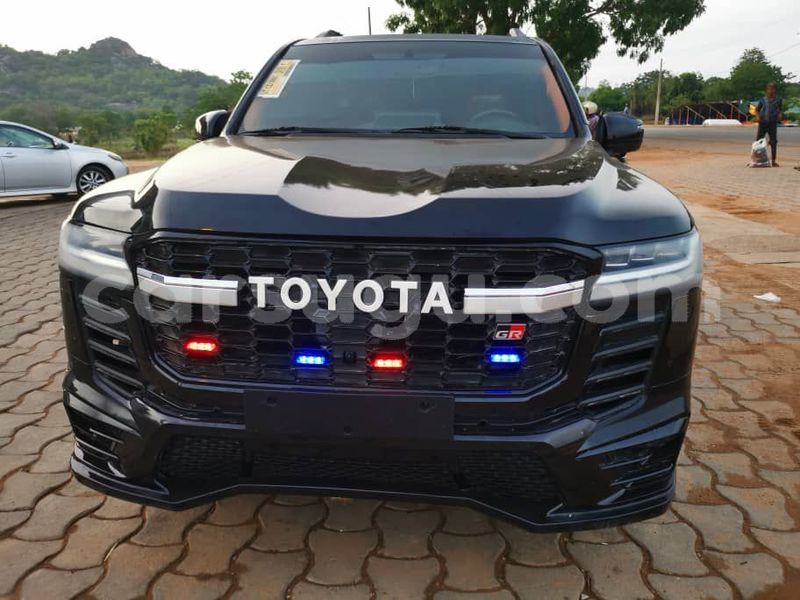 Big with watermark toyota land cruiser burkina faso ouagadougou 11738
