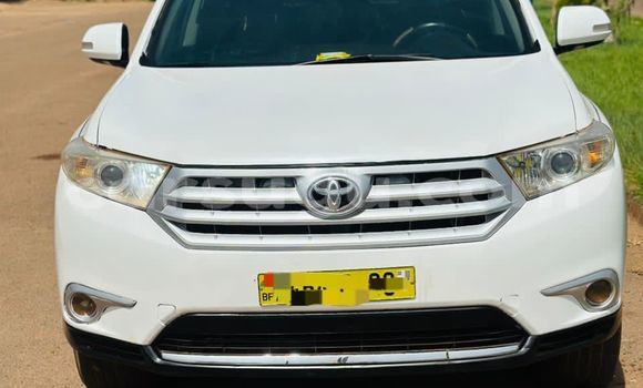 Acheter Occasion Voiture Toyota Highlander Blanc à Ouagadougou, Burkina-Faso