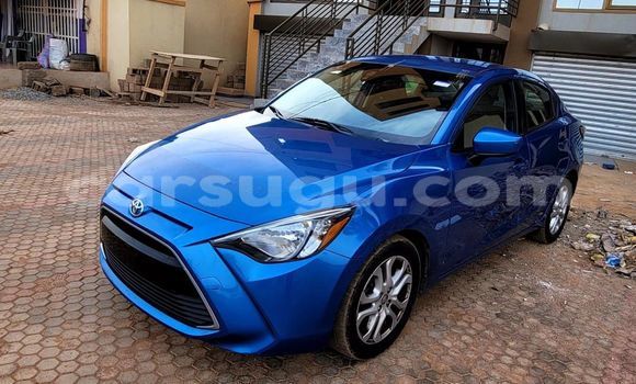Acheter Occasion Voiture Toyota Yaris Bleu à Ouagadougou, Burkina-Faso Acheter Occasion Voiture Toyota Yaris Bleu à Ouagadougou, Burkina-Faso