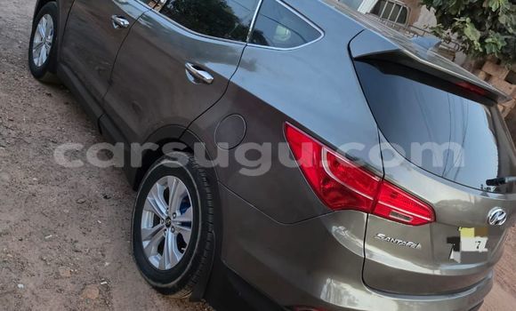 Acheter Occasion Voiture Hyundai Santa Fe Gris à Ouagadougou, Burkina-Faso Acheter Occasion Voiture Hyundai Santa Fe Gris à Ouagadougou, Burkina-Faso