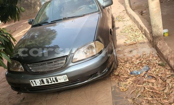 Acheter Occasion Voiture Toyota Avensis Gris à Ouagadougou, Burkina-Faso