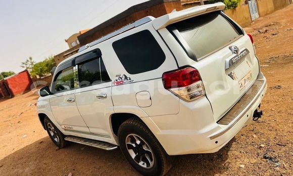 Acheter Occasion Voiture Toyota 4Runner Blanc à Ouagadougou, Burkina-Faso