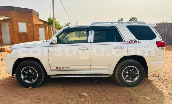 Acheter Occasion Voiture Toyota 4Runner Blanc à Ouagadougou, Burkina-Faso Acheter Occasion Voiture Toyota 4Runner Blanc à Ouagadougou, Burkina-Faso