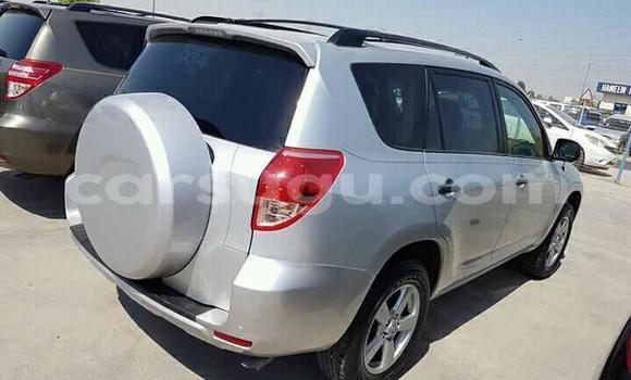 Acheter Occasion Voiture Toyota RAV4 Gris à Ouagadougou, Burkina-Faso Acheter Occasion Voiture Toyota RAV4 Gris à Ouagadougou, Burkina-Faso