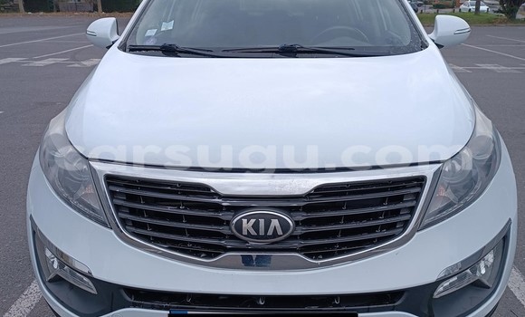 Acheter Occasion Voiture Kia Sportage Blanc à Ouagadougou, Burkina-Faso Acheter Occasion Voiture Kia Sportage Blanc à Ouagadougou, Burkina-Faso