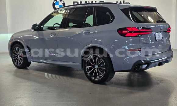 Acheter Neuf Voiture BMW X5 M Bleu à Ouagadougou, Burkina-Faso Acheter Neuf Voiture BMW X5 M Bleu à Ouagadougou, Burkina-Faso
