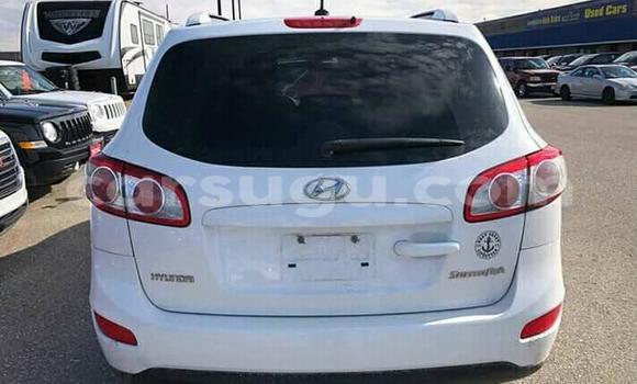 Sayi Na hannu Hyundai Santa Fe White Mota in Ouagadougou a Burkina Faso Sayi Na hannu Hyundai Santa Fe White Mota in Ouagadougou a Burkina Faso