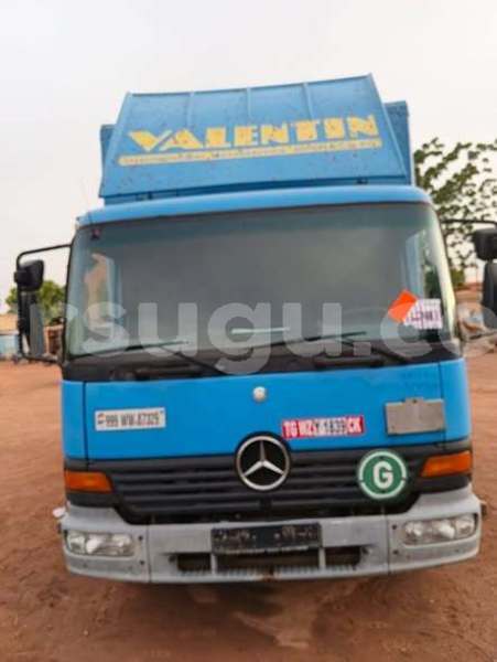 Big with watermark mercedes benz 190 burkina faso ouagadougou 11783